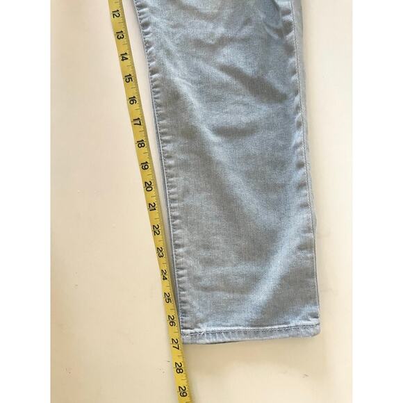 Gap Lightweight Best Girlfriend Jeans in Light Indigo - Picture 8 of 10